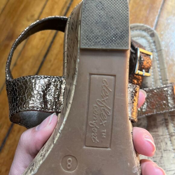 DexFlex Sandals Thongs Y2K Women's 8 Brown - Picture 6 of 8